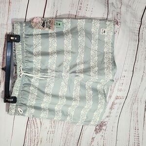 NWT Spicy Tuna men's swim trunks